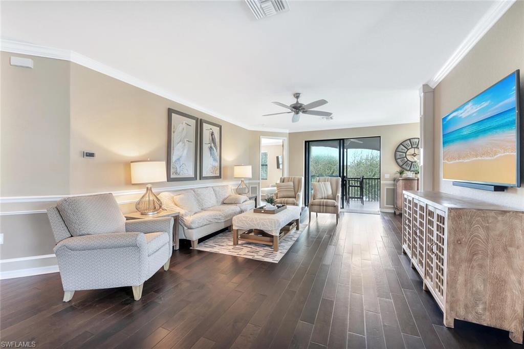 9485 Casoria CT 202