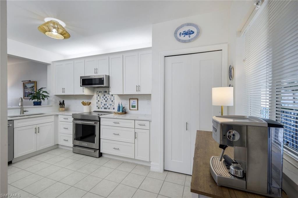 7822 Great Heron WAY 201 photo 16