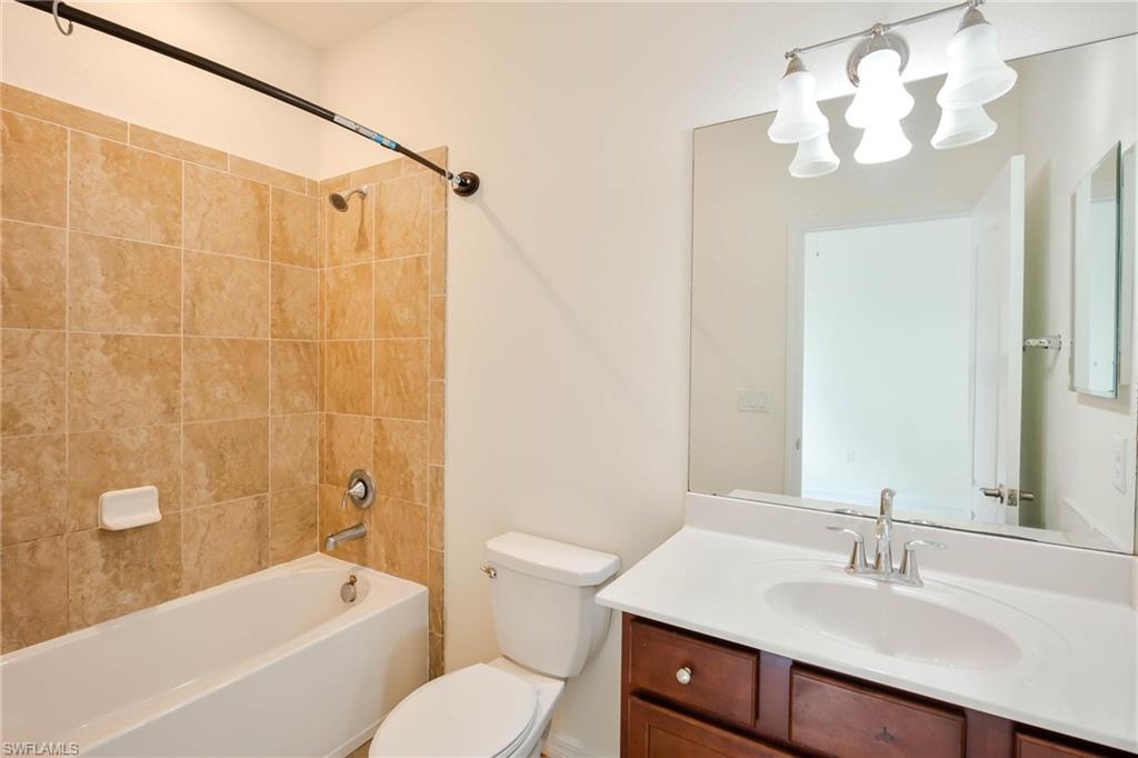 9215 Shadow Oak LN photo 23