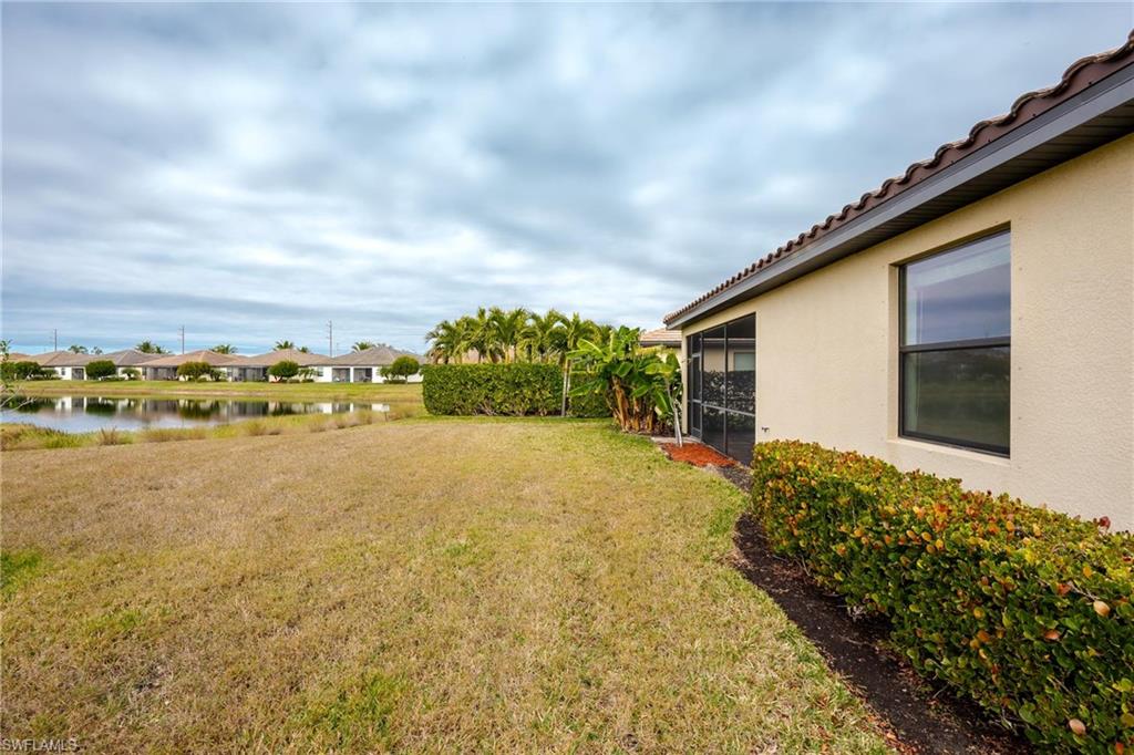 9215 Shadow Oak LN photo 27