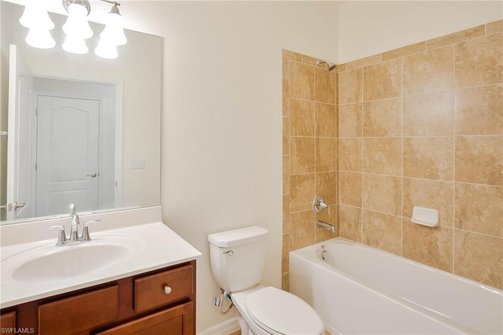 9215 Shadow Oak LN photo 22