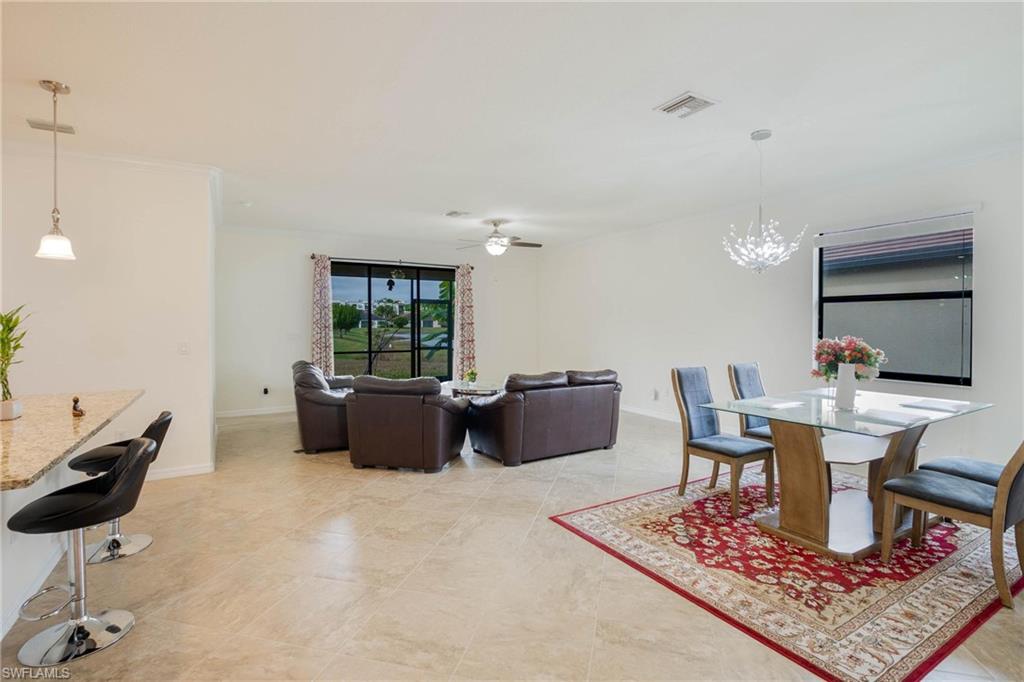 9215 Shadow Oak LN photo 7