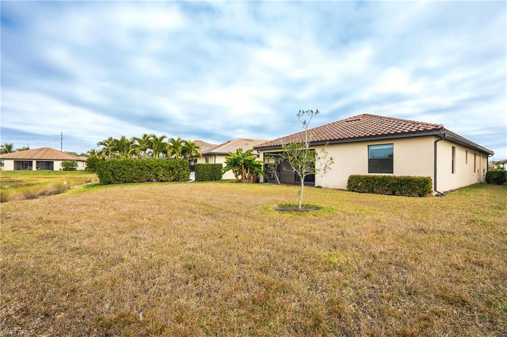 9215 Shadow Oak LN photo 28