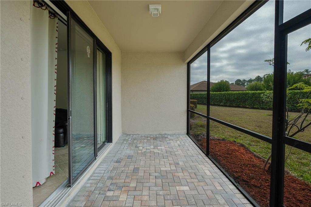 9215 Shadow Oak LN photo 25
