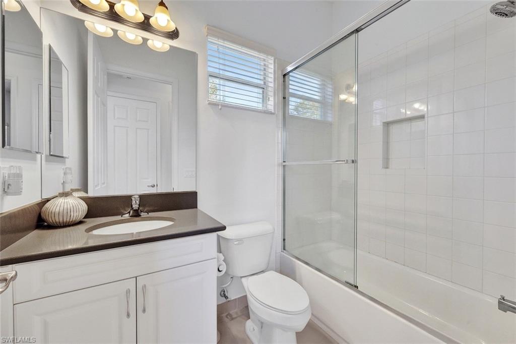 Downstairs guest bathroom (Bathroom 2)