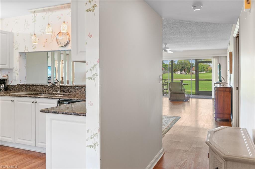 5916 Cranbrook WAY G102 photo 8