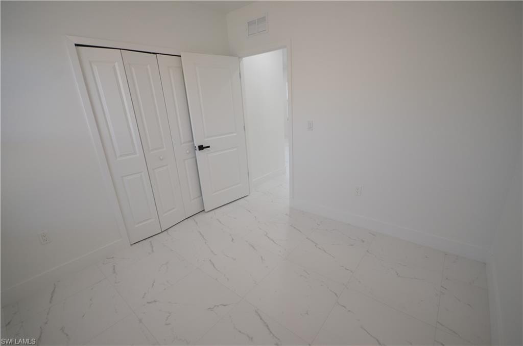 2132 Barker BLVD photo 12