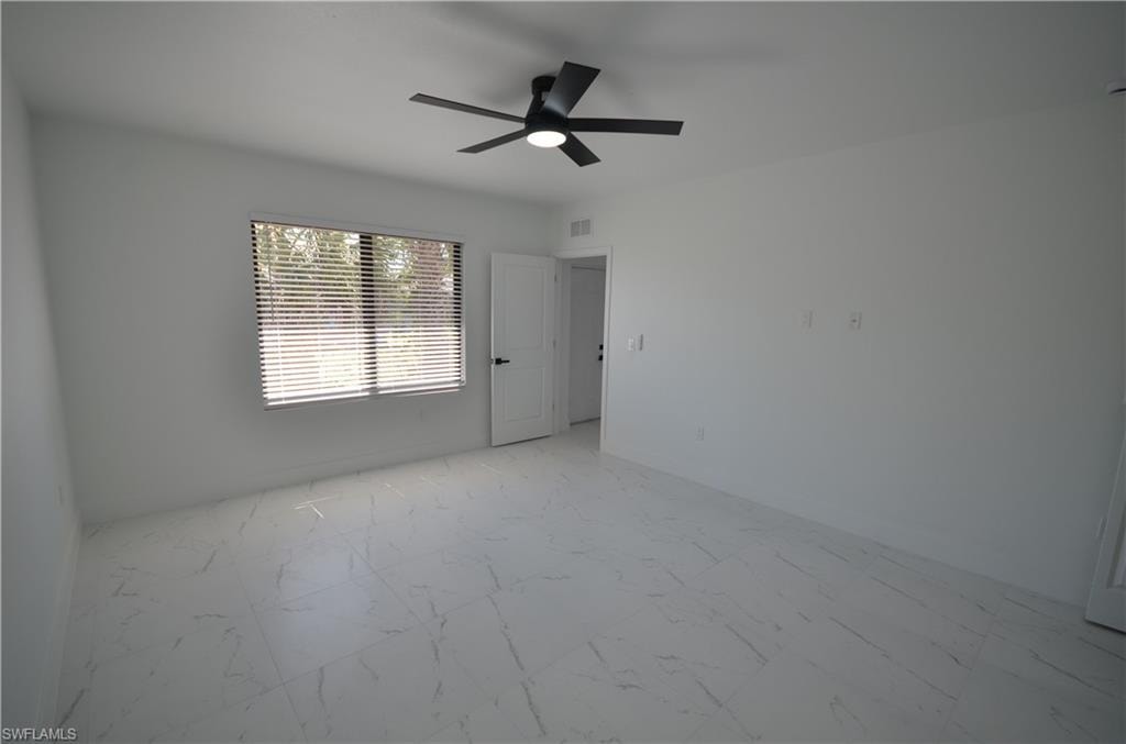 2132 Barker BLVD photo 19