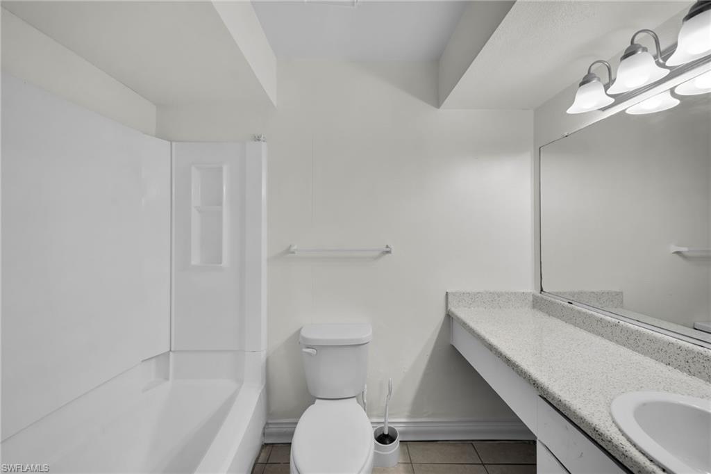 2885 Winkler AVE 612 photo 12