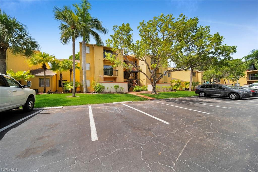 2885 Winkler AVE 612