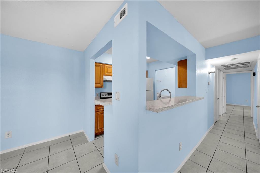 2885 Winkler AVE 612