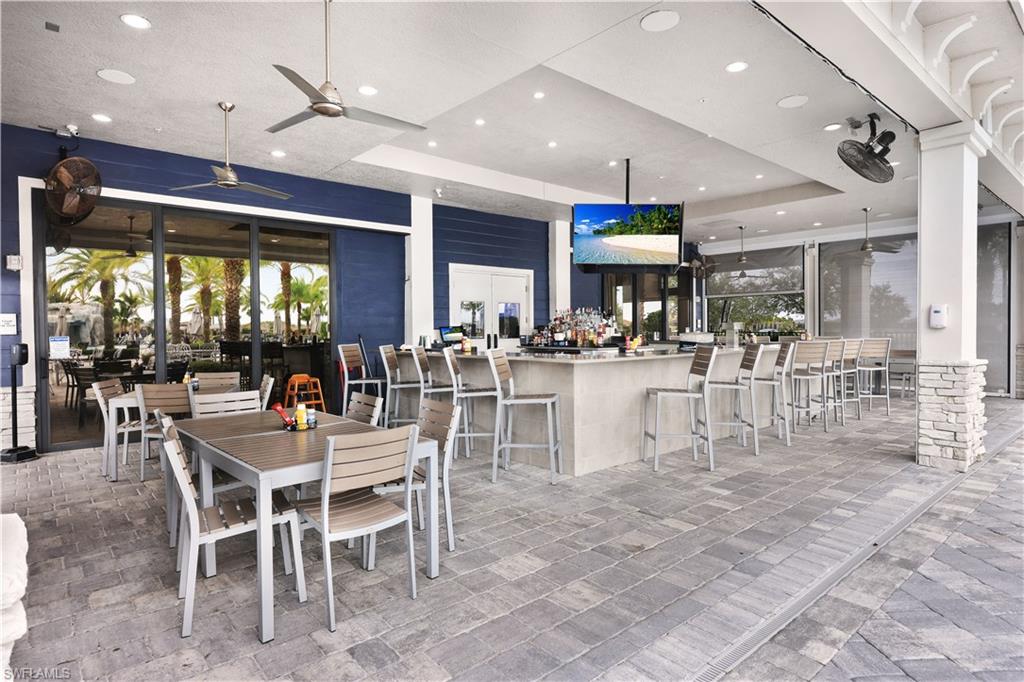 Barefoot Bar & Grill Outdoor