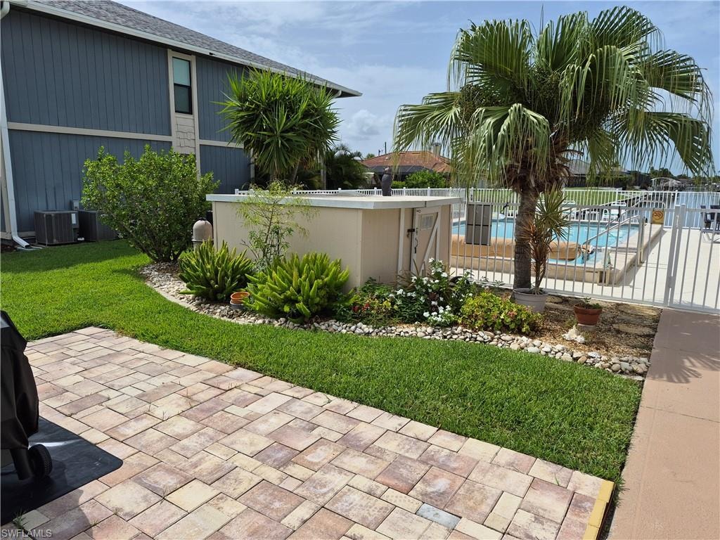 830 SW 48th TER 3 photo 28
