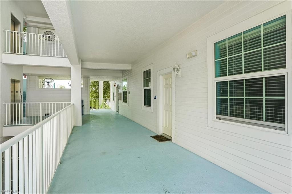 140 Palm ST 207 photo 23