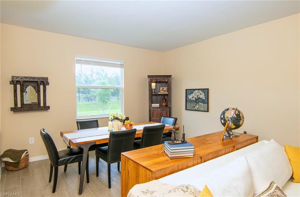 2433 Avocado LN photo 6