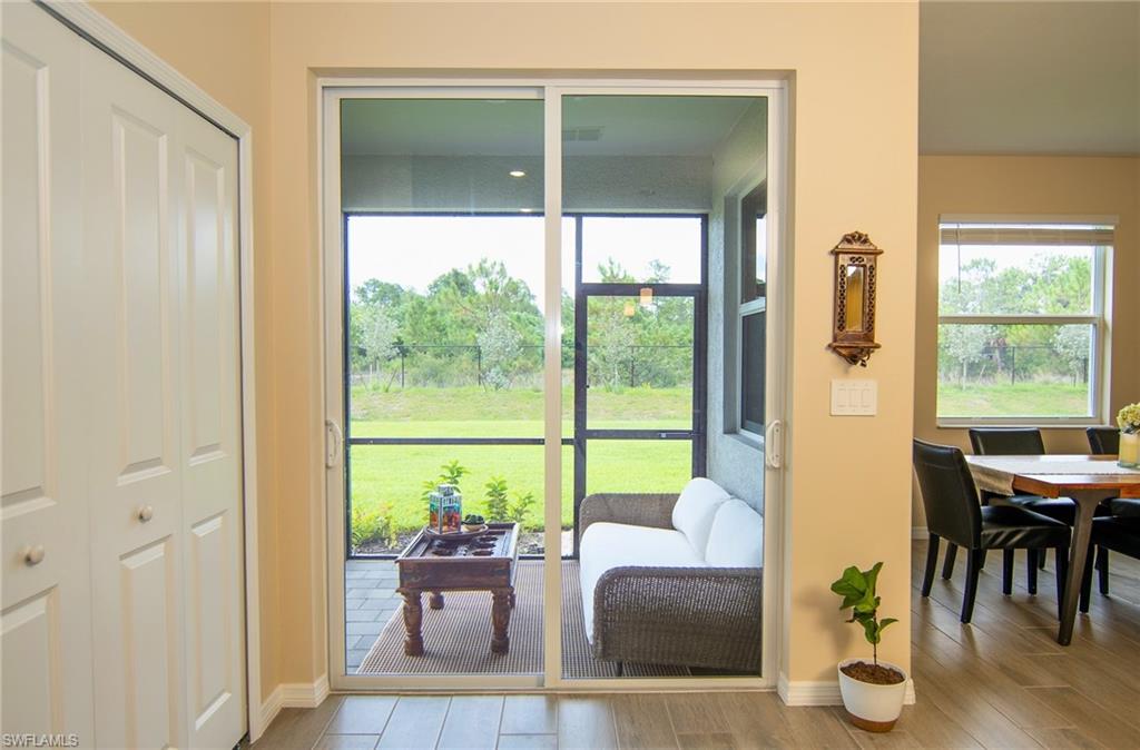 2433 Avocado LN photo 16
