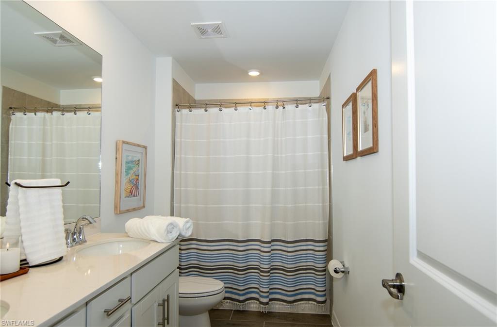 2433 Avocado LN photo 29