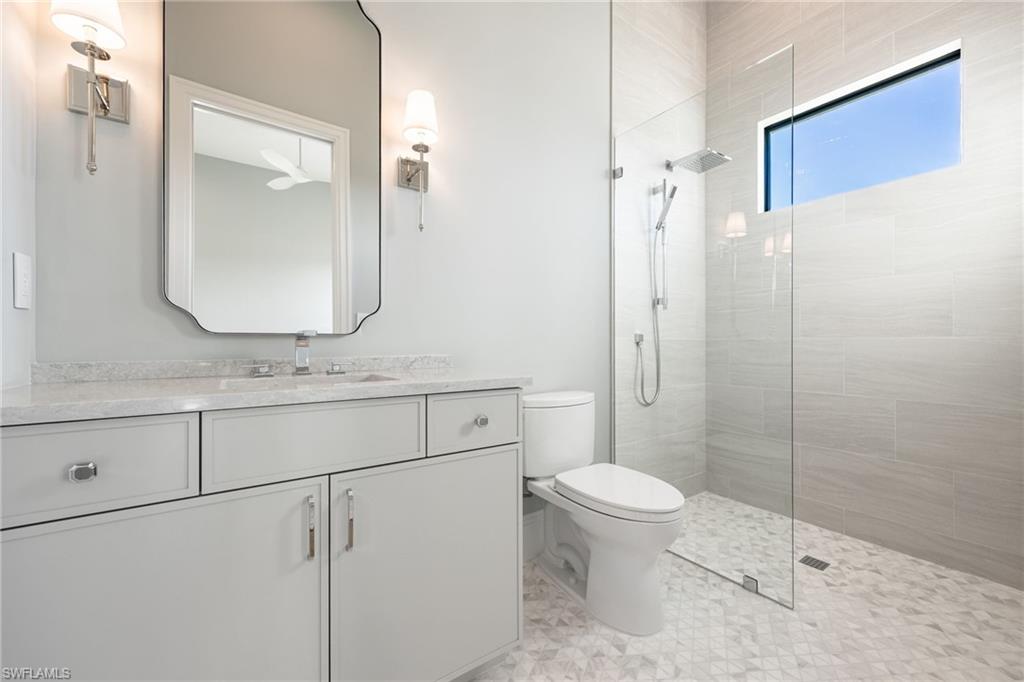 15850 Hampton View CT photo 29