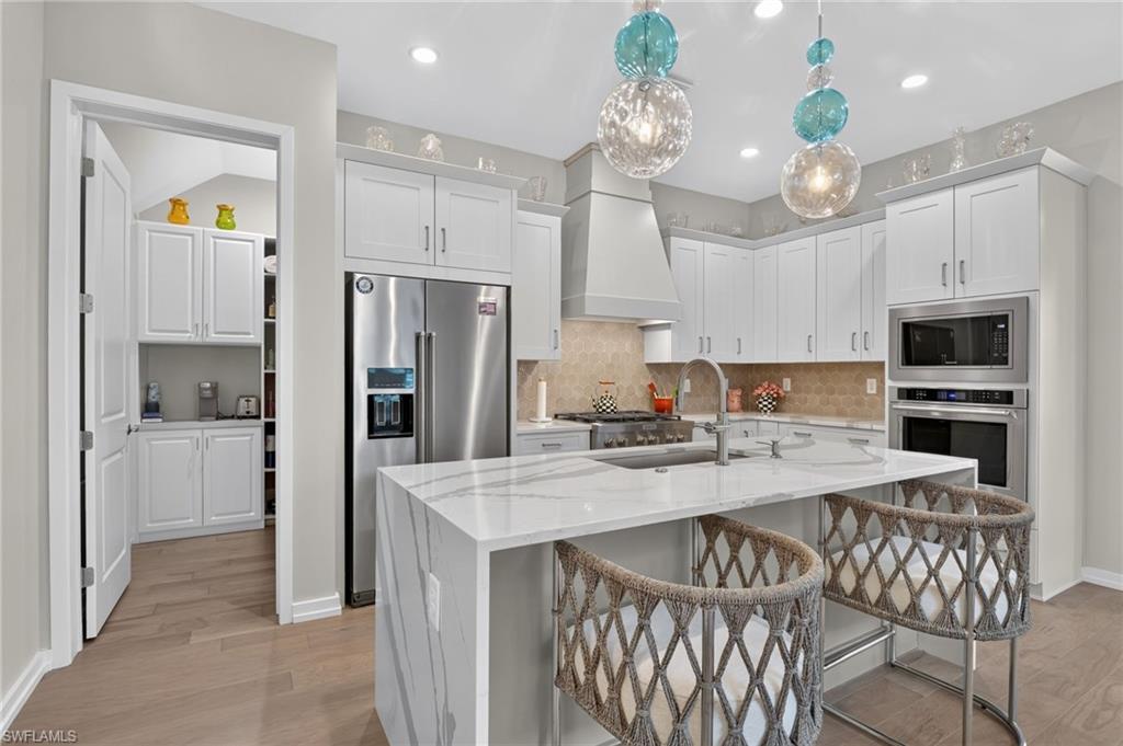 14596 Kingfisher LOOP