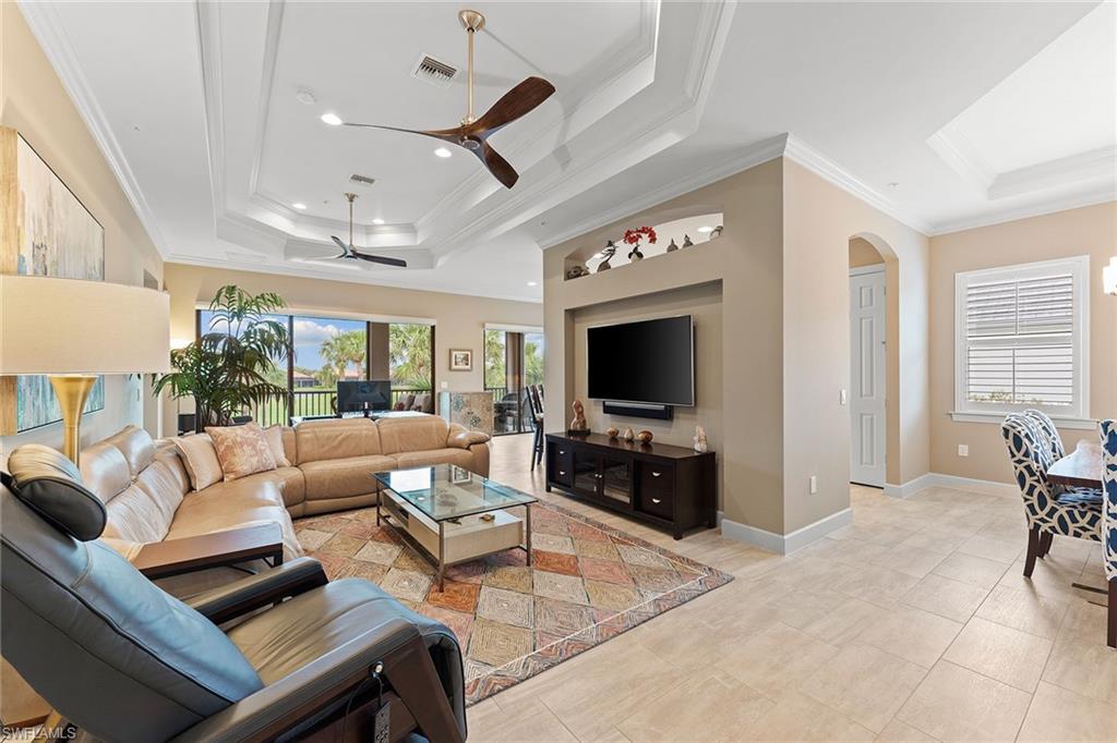 12041 Covent Garden CT 2202 photo 6
