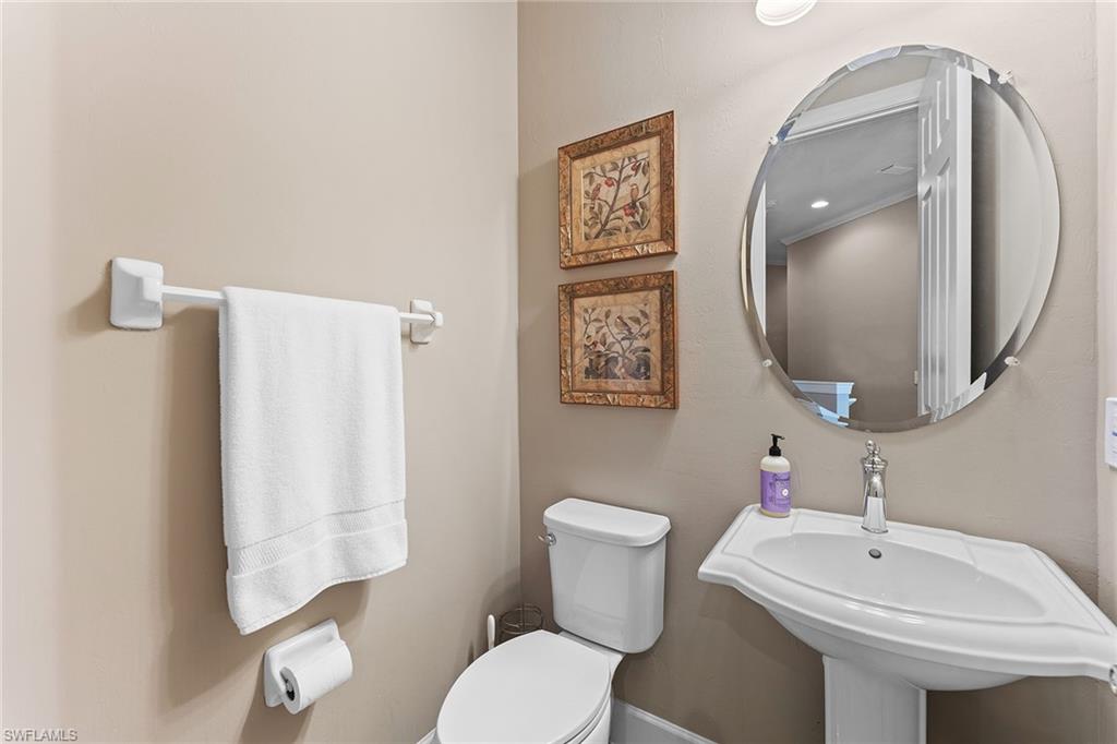 12041 Covent Garden CT 2202 photo 22