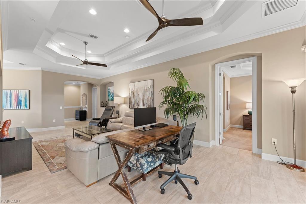 12041 Covent Garden CT 2202 photo 9