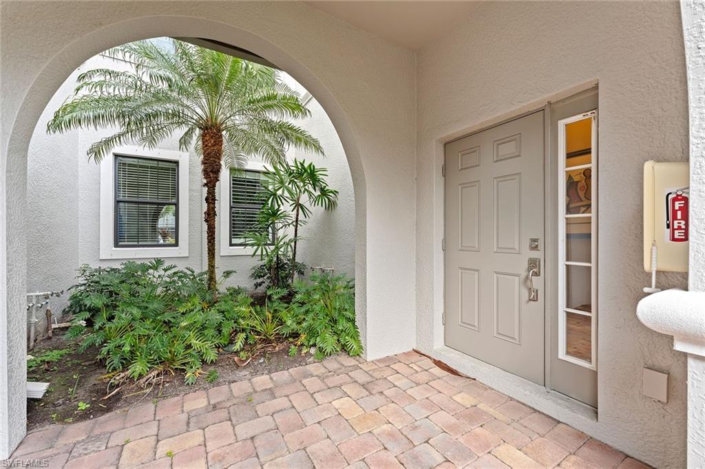 12041 Covent Garden CT 2202 photo 29