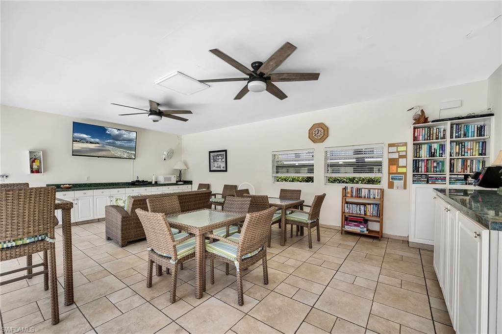 240 Collier BLVD H8 photo 11