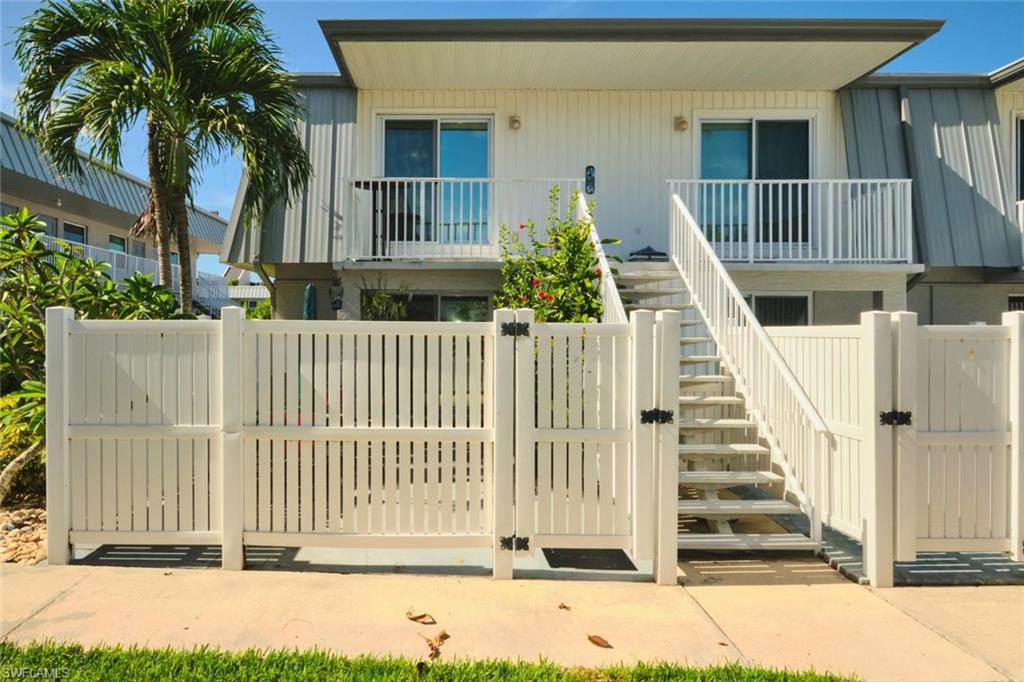 6777 Winkler RD 142