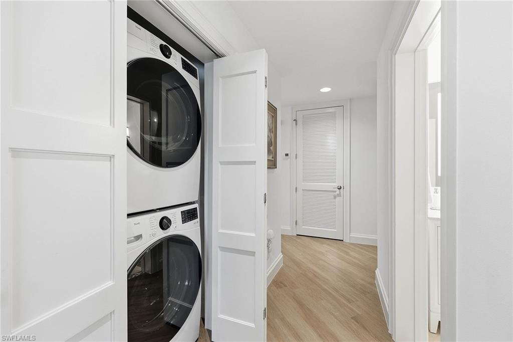 365 5th AVE S 306 photo 23