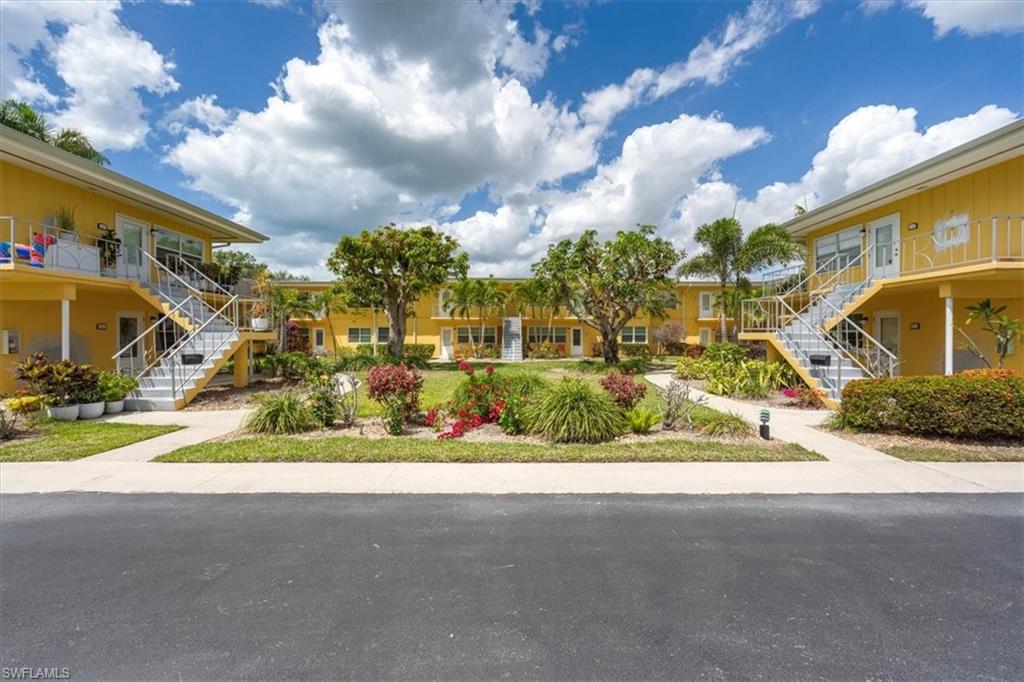 209 8th AVE S 209B