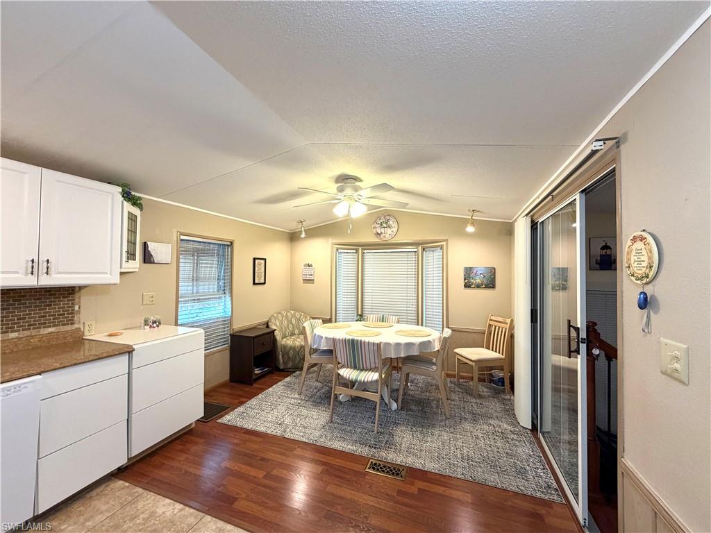 4591 Candlestick CT E photo 10