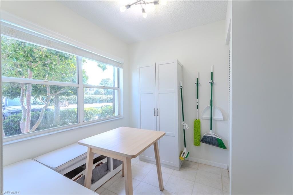 Eat-In Kitchen area
