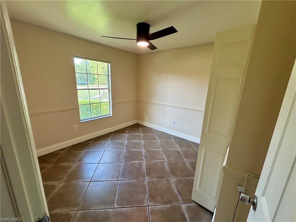2430 Golden Gate BLVD E photo 24
