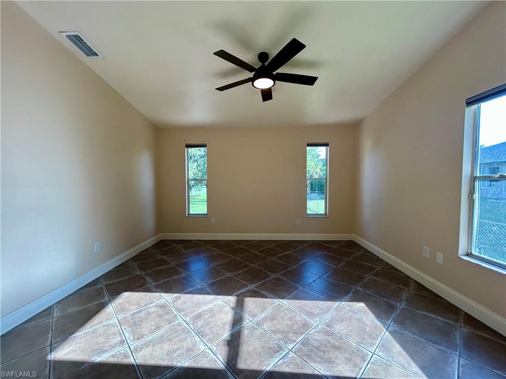 2430 Golden Gate BLVD E photo 29
