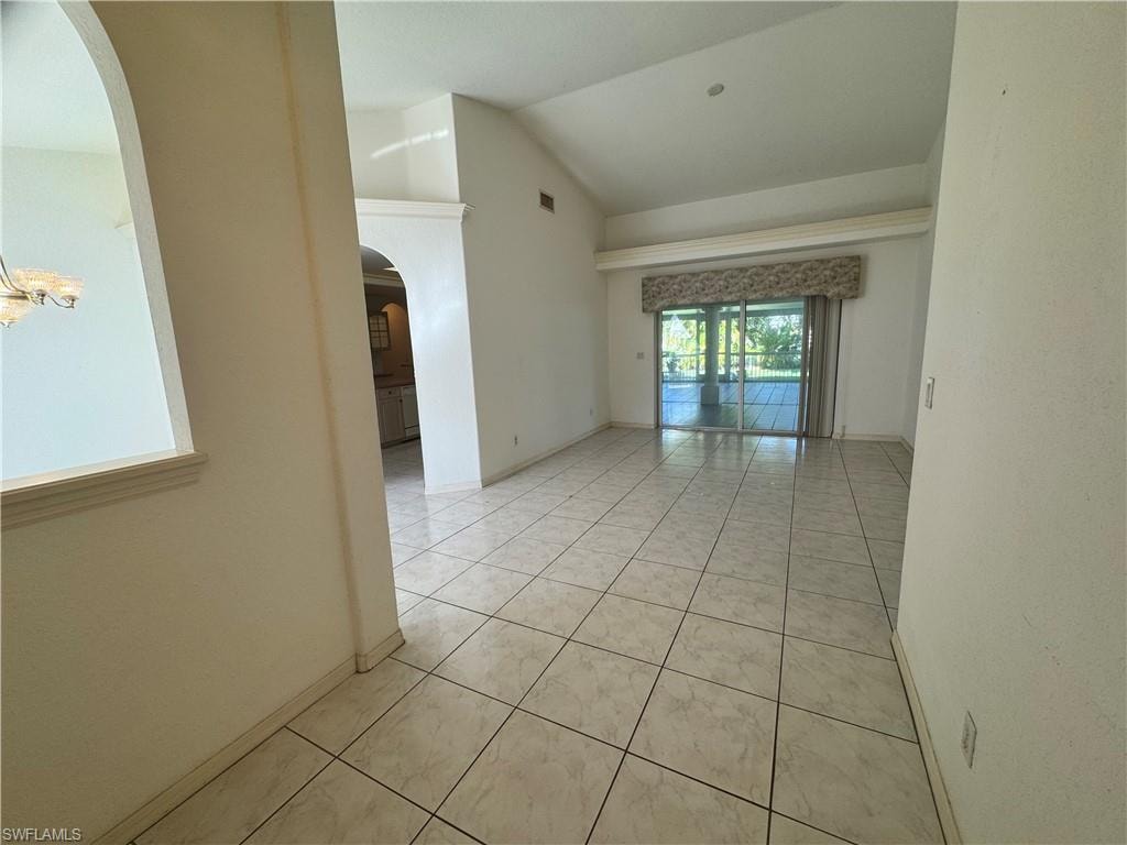 22 SE 14th CT photo 28