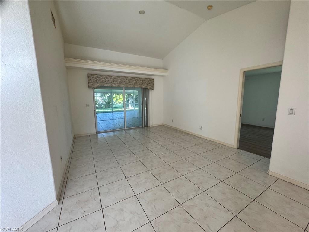 22 SE 14th CT photo 29