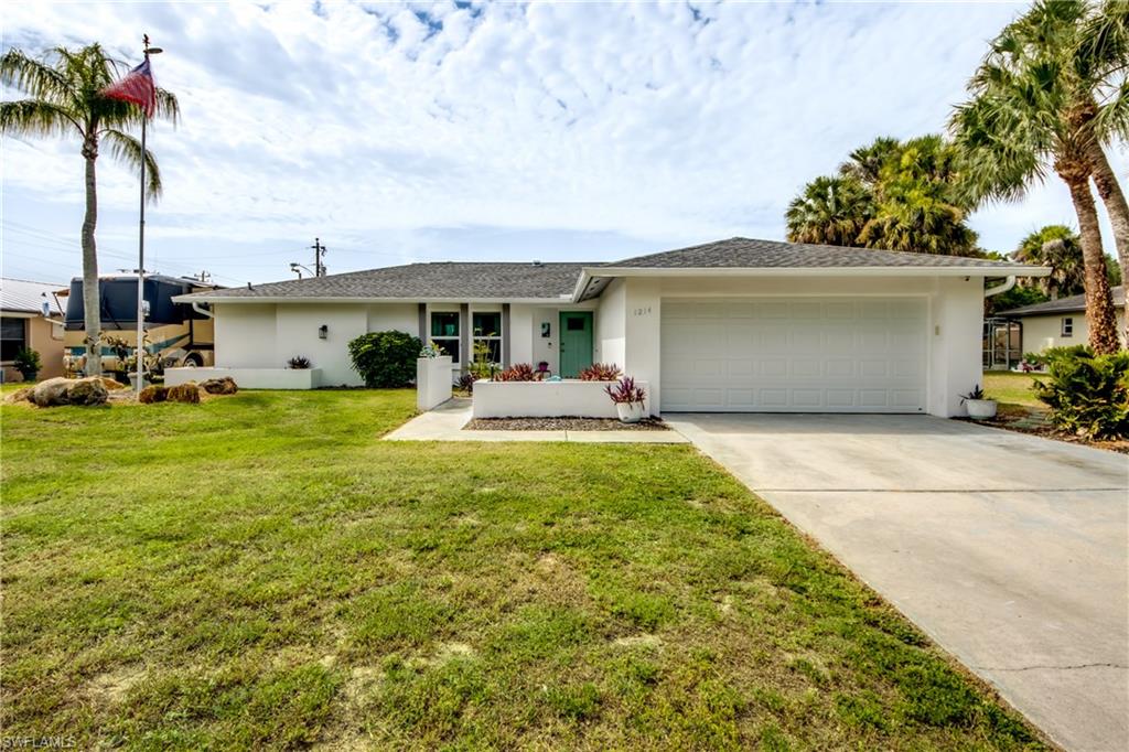 1214 Baldwin PL