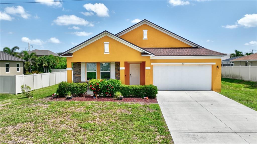 1913 SW 26th TER