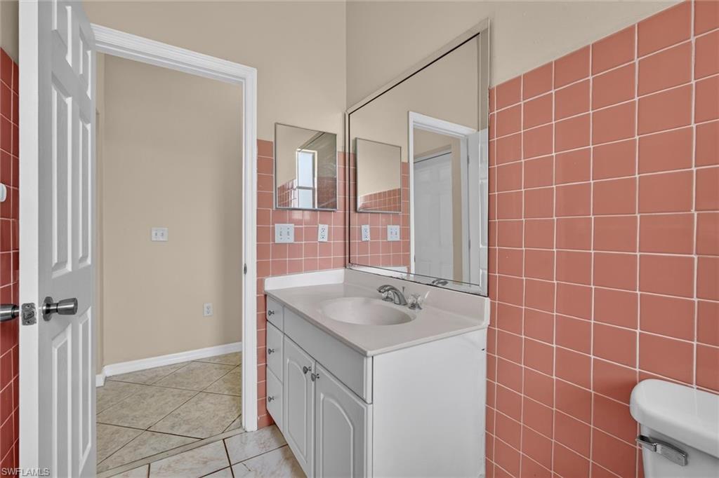 8044 San Carlos BLVD photo 32