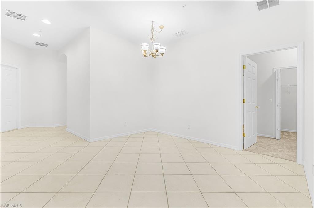 eat in dining room