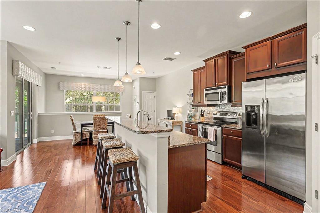 23440 Alamanda DR 201 photo 7