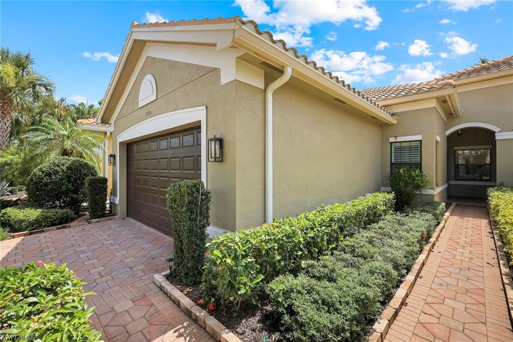 13556 Coronado DR