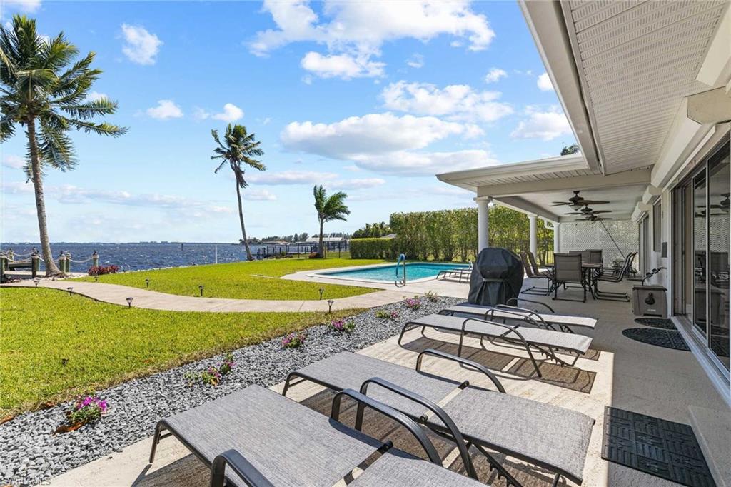 252 Bayshore DR