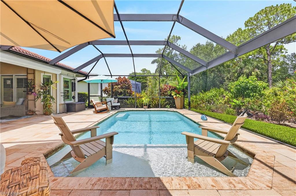 Pool with screened panoramic screen