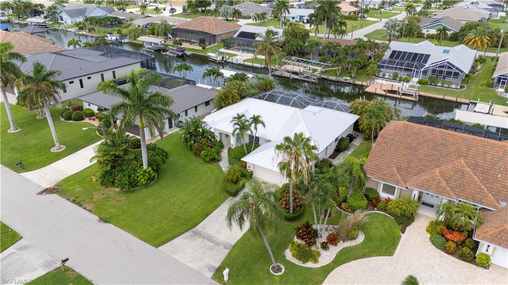 4916 SW 11th PL