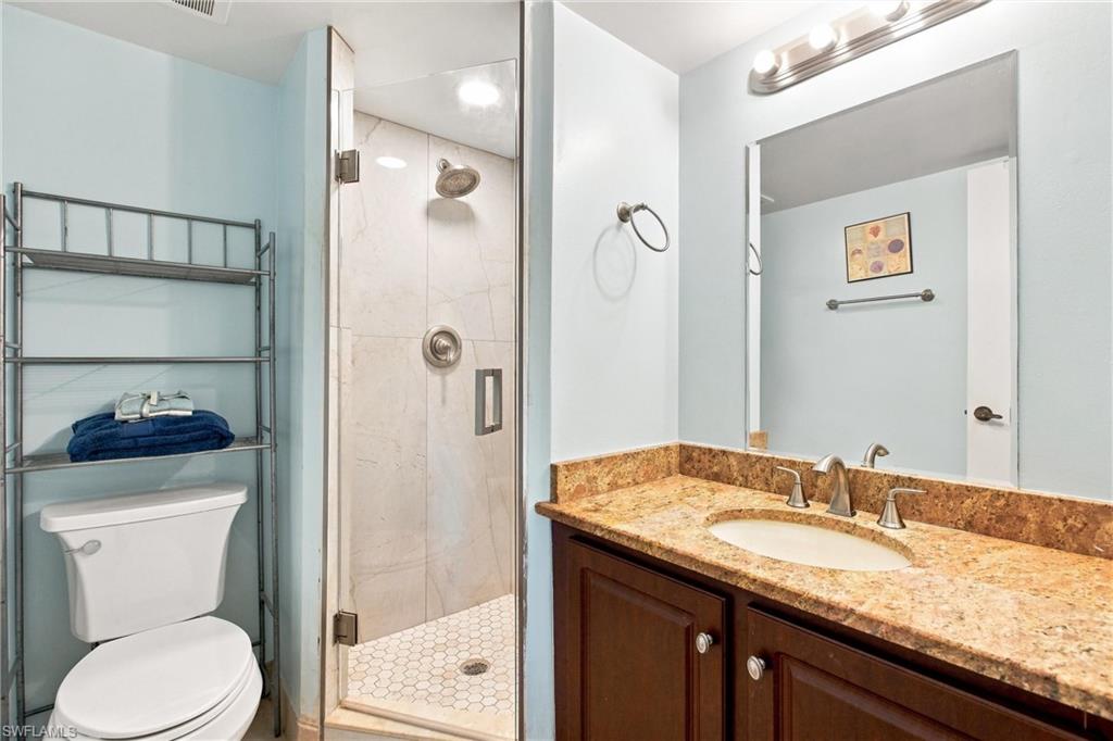 1087 Forest Lakes DR 302 photo 16