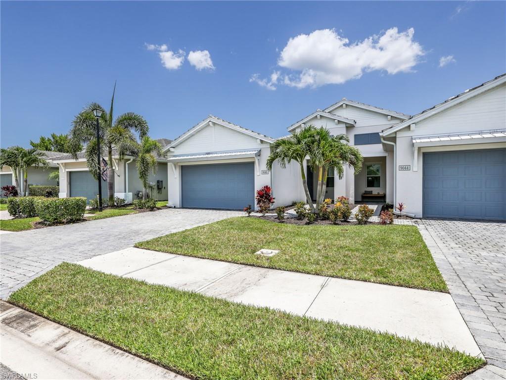 9040 Saint Lucia DR photo 43