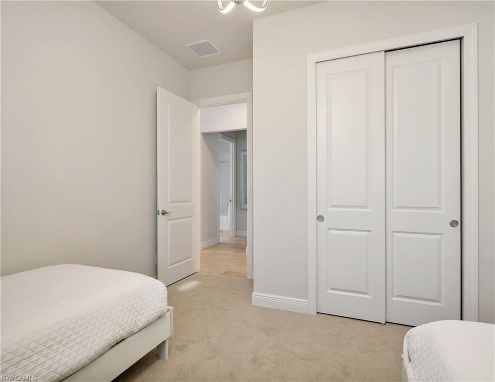 9040 Saint Lucia DR photo 28