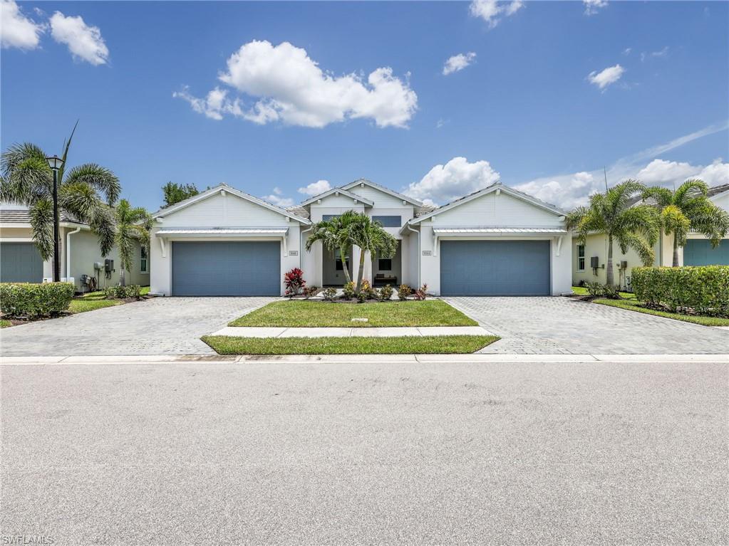 9040 Saint Lucia DR photo 44
